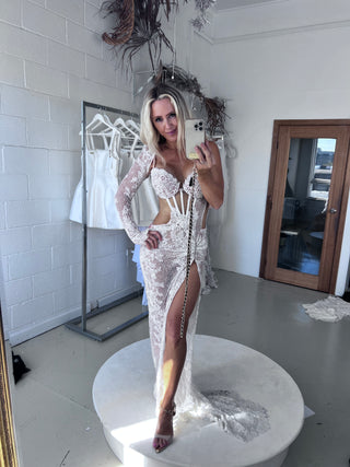 The Seductress - Hire - Amy Taylor Collection