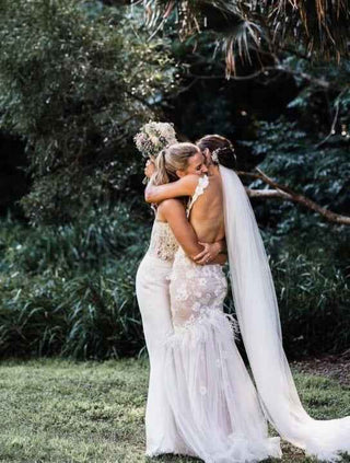 Liana Bride - Amy Taylor Collection