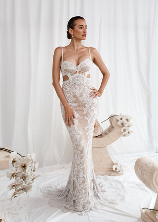 Empress A L'amour Bride - Amy Taylor Collection