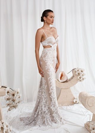 Empress A L'amour Bride - Amy Taylor Collection