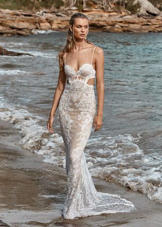 Empress A L'amour Bride - Amy Taylor Collection